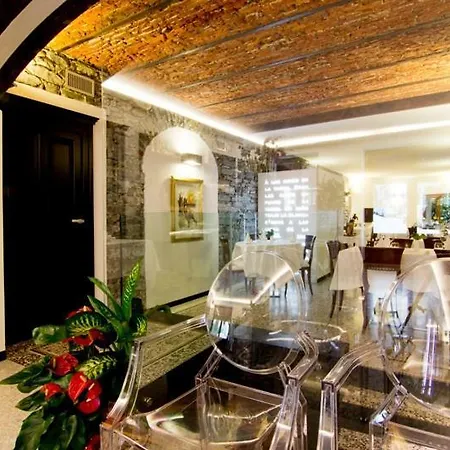 La Meridiana Couette-café *